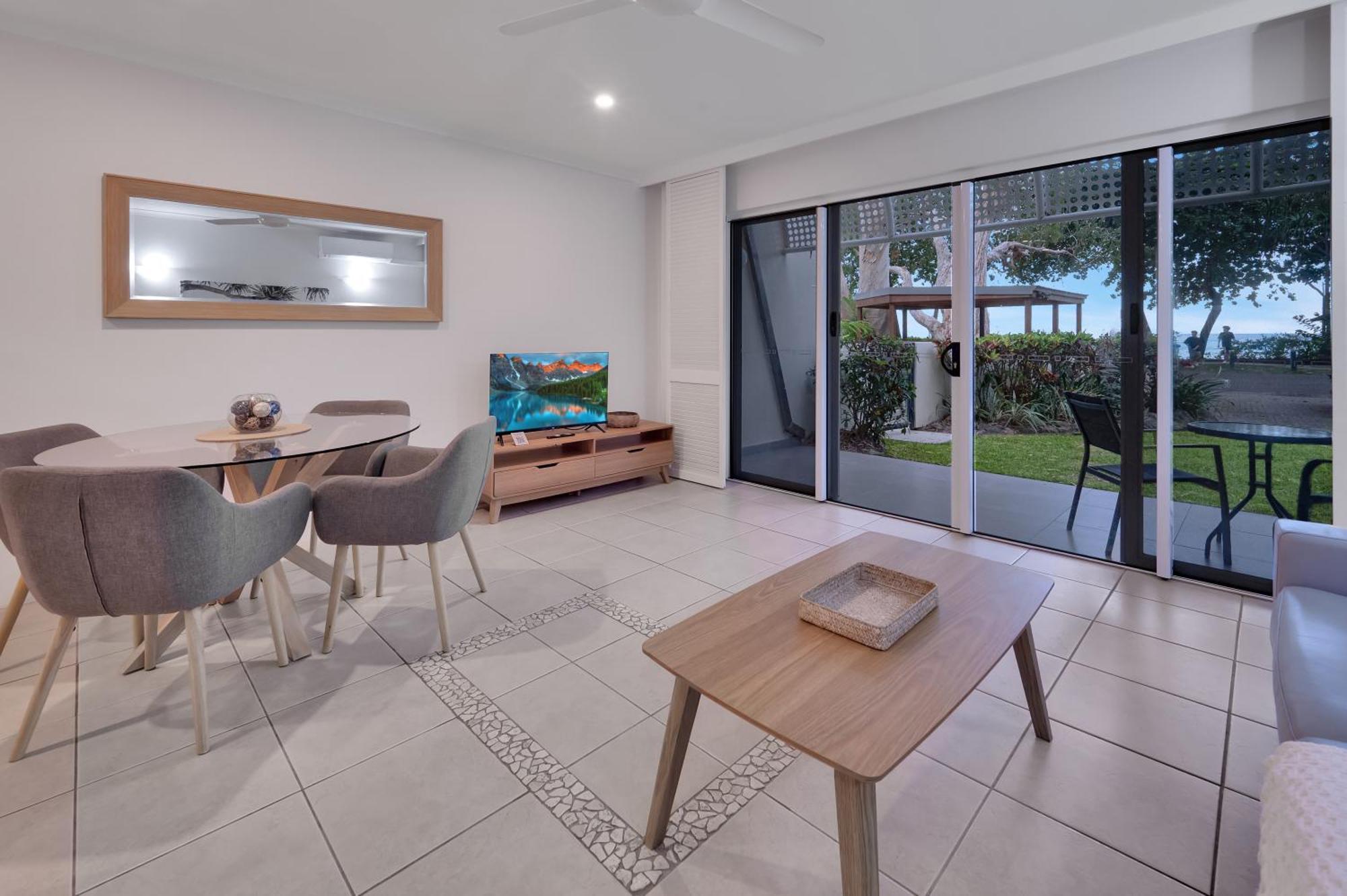 Marlin Waters Beachfront Apartments Palm Cove Kültér fotó