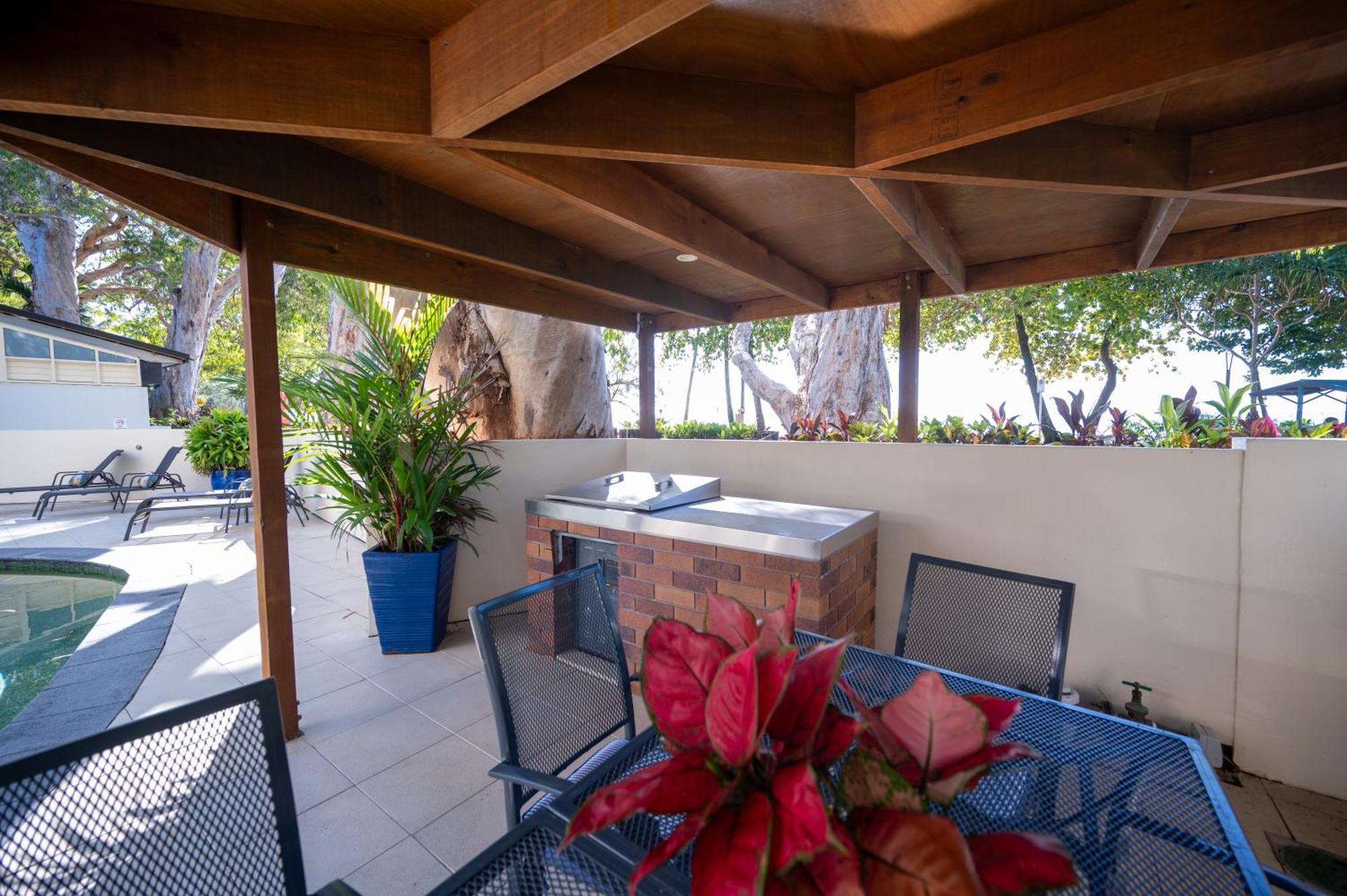 Marlin Waters Beachfront Apartments Palm Cove Kültér fotó