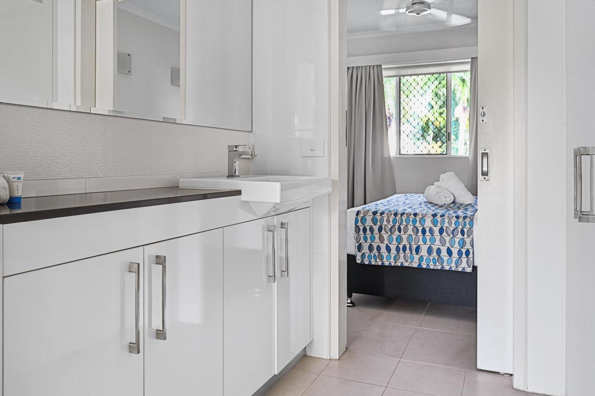 Marlin Waters Beachfront Apartments Palm Cove Kültér fotó