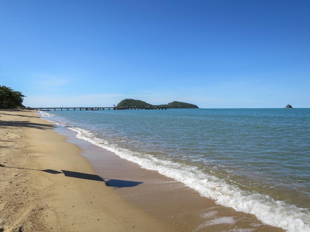 Marlin Waters Beachfront Apartments Palm Cove Kültér fotó